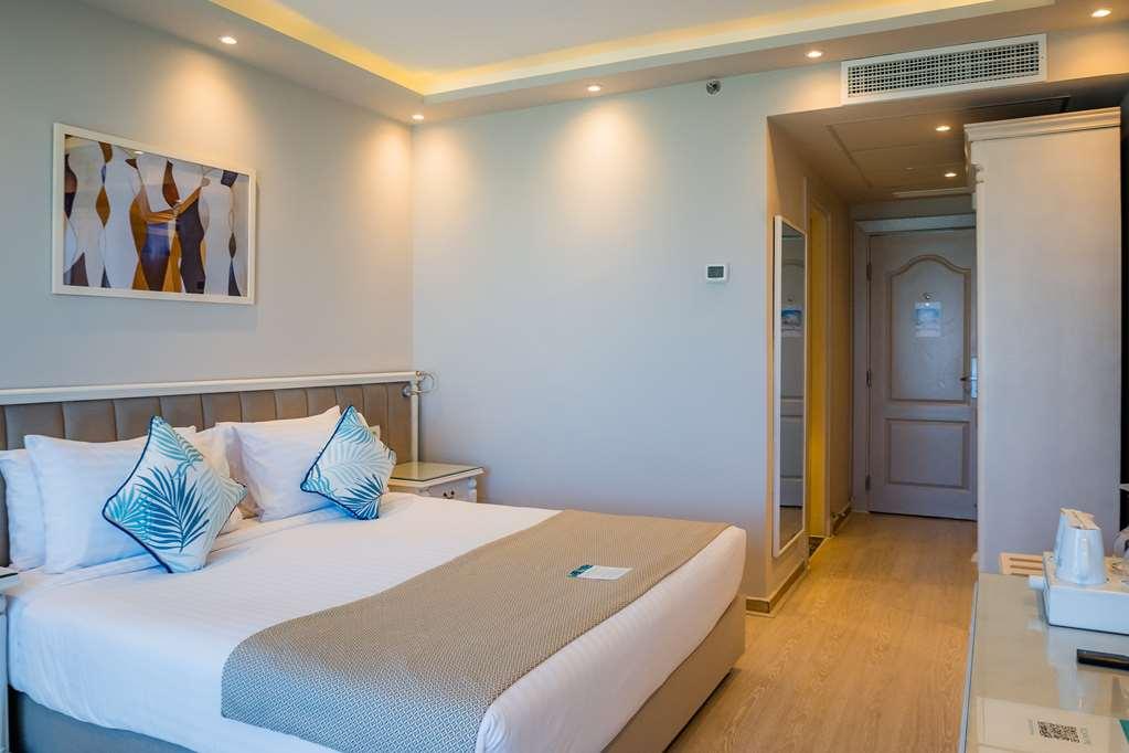 Sunrise Alex Avenue Hotel Alexandria Room photo A room at the hotel